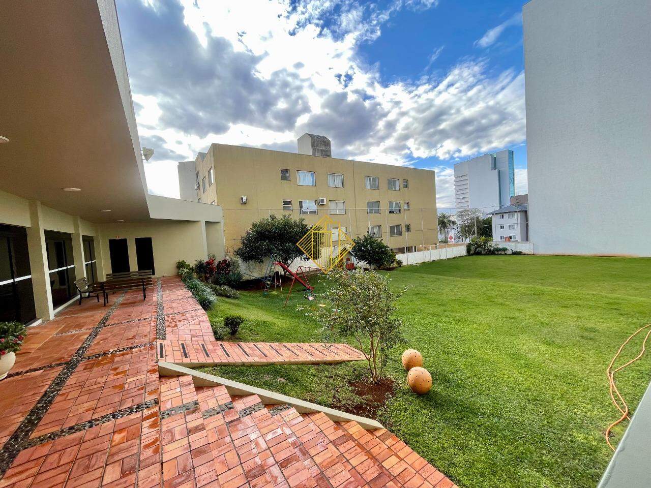 Apartamento para aluguel no Centro: 