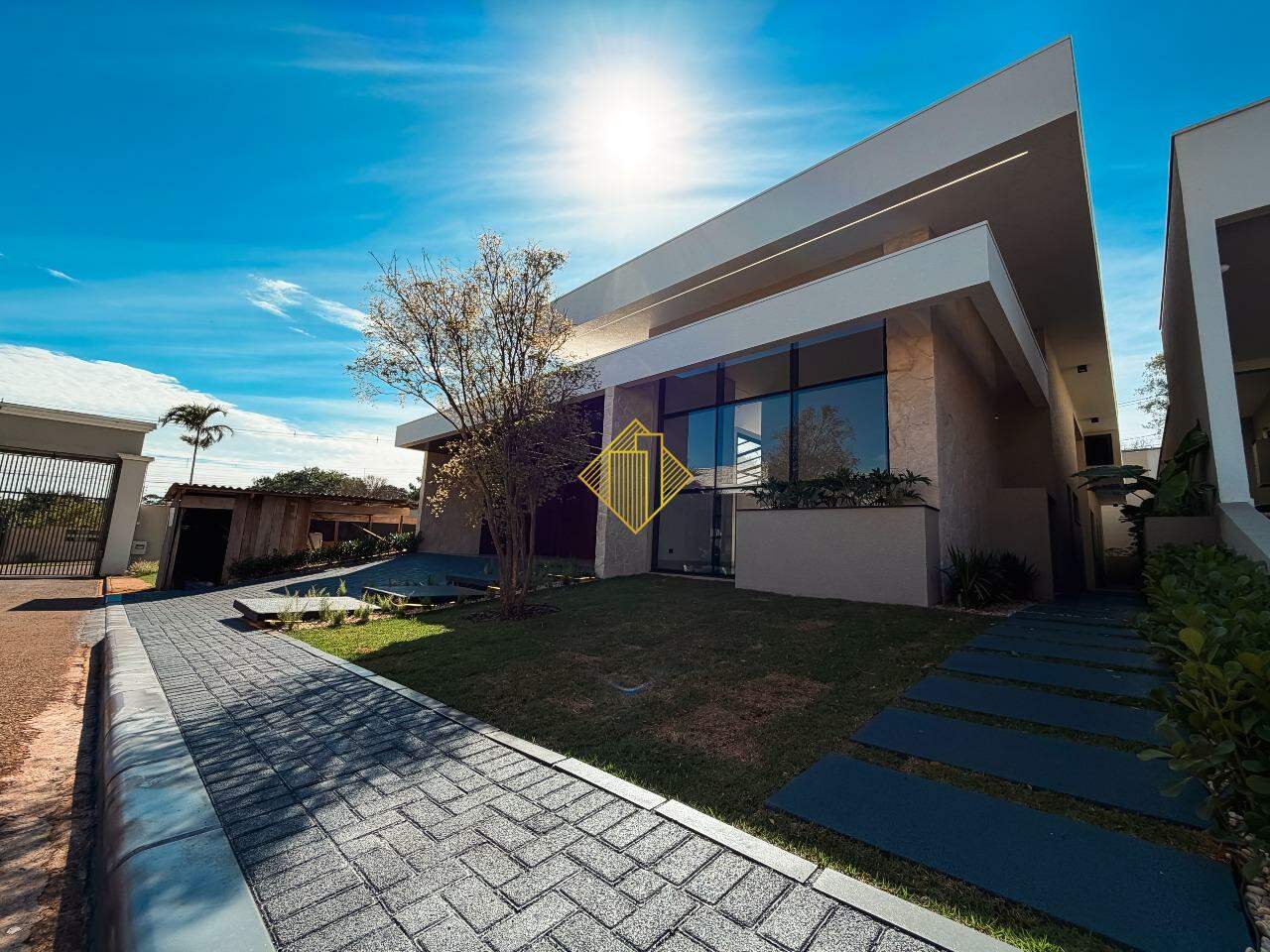 Casa à venda no Recanto Tropical: 