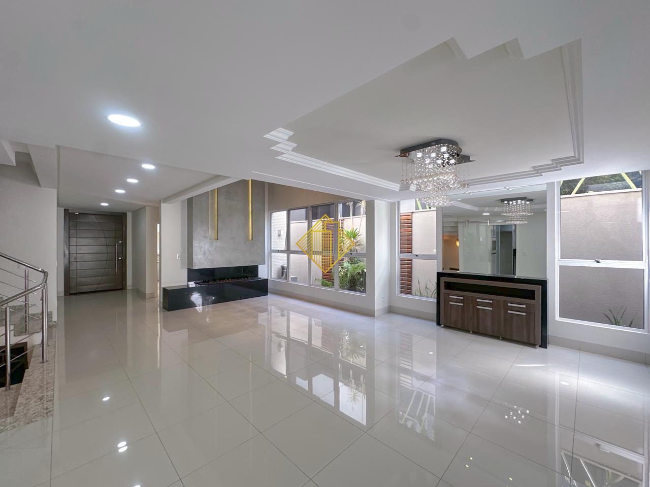 Sobrado à venda no FAG: 