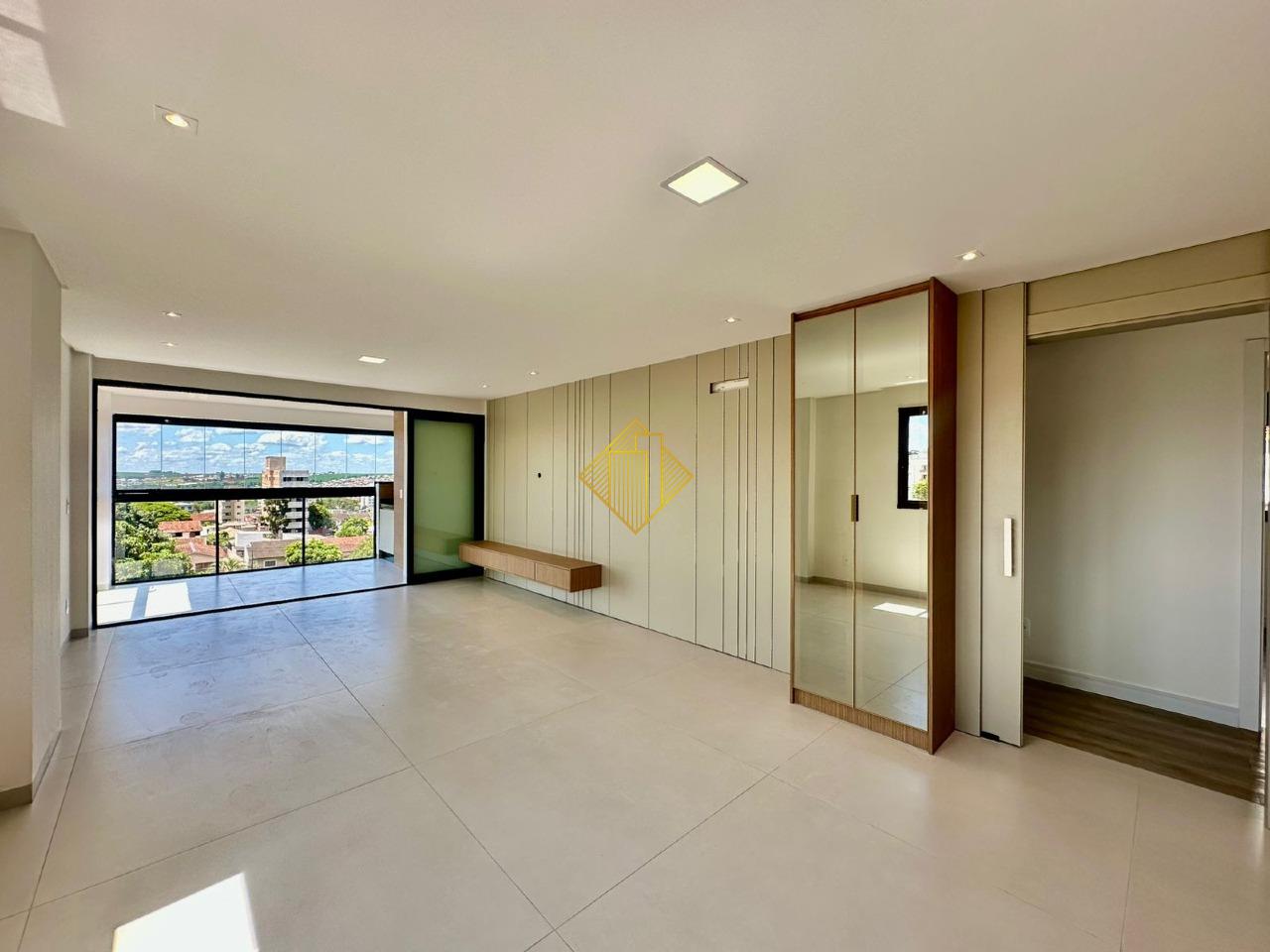 Apartamento para aluguel no Centro: 