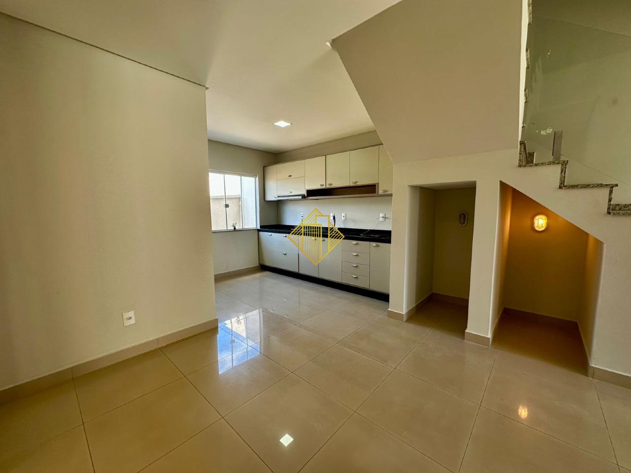 Sobrado para aluguel no Universitário: 