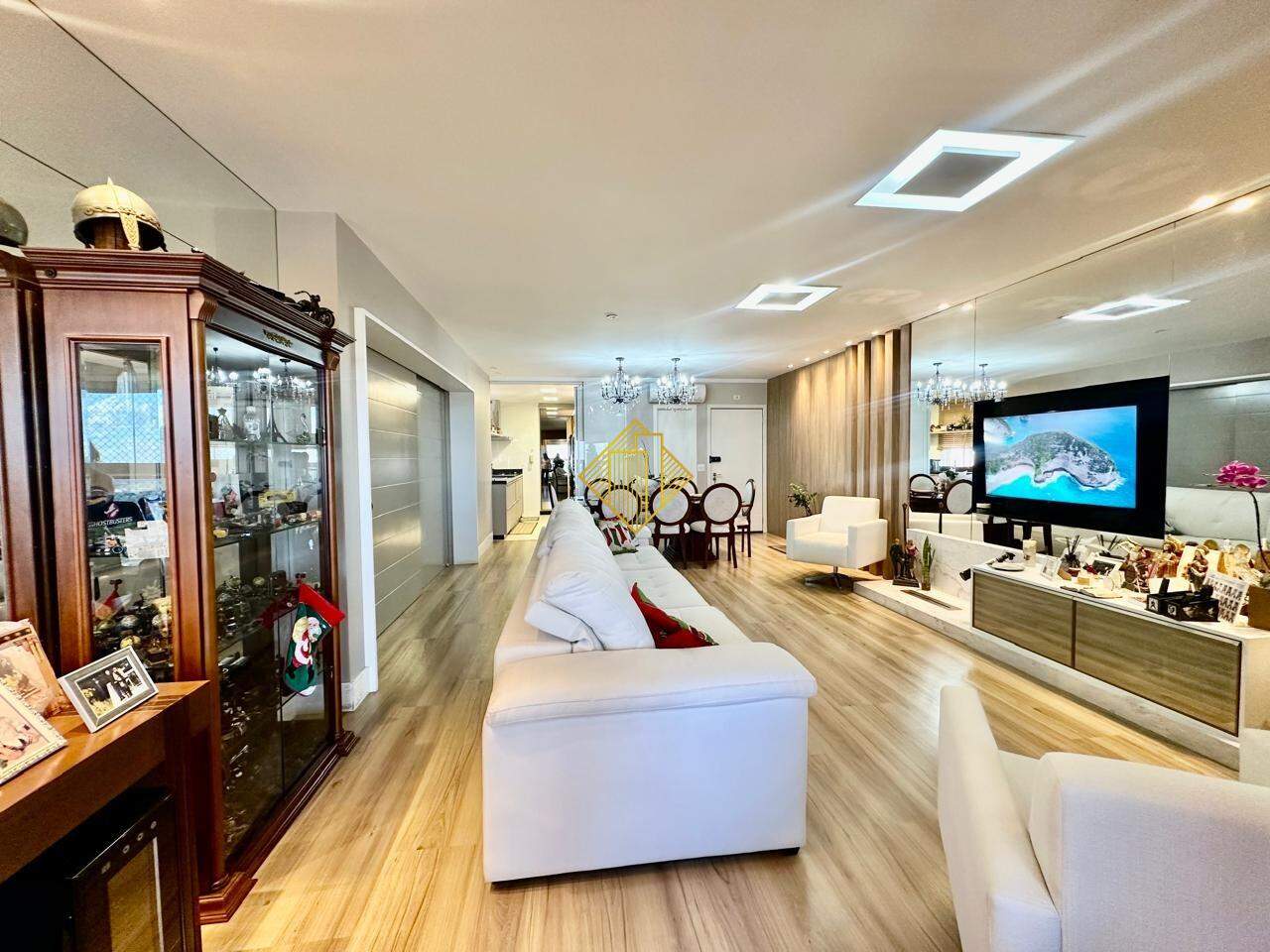 Apartamento para aluguel no Centro: 