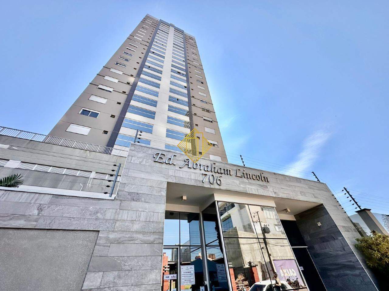 Apartamento para aluguel no Centro: 