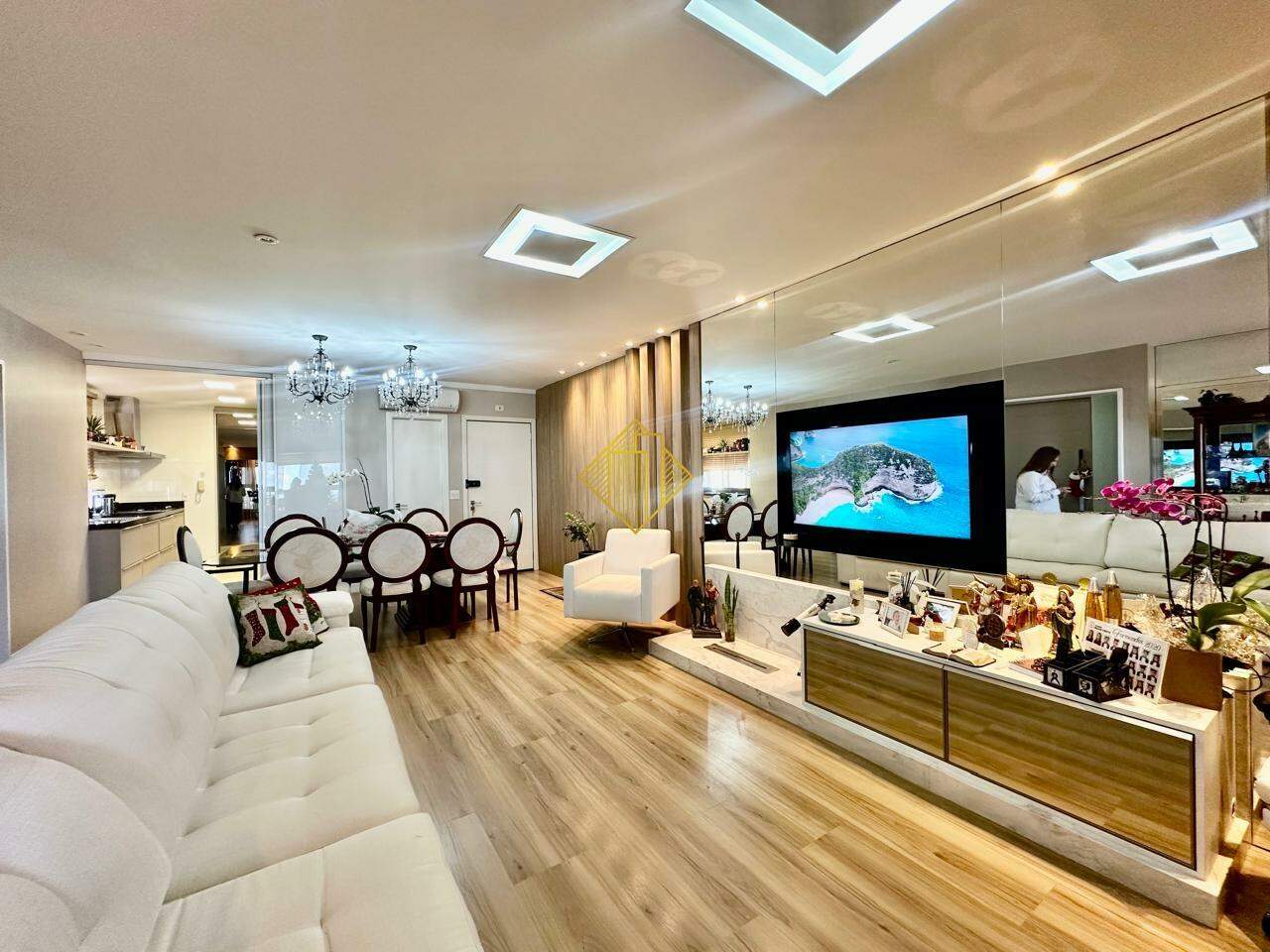 Apartamento para aluguel no Centro: 