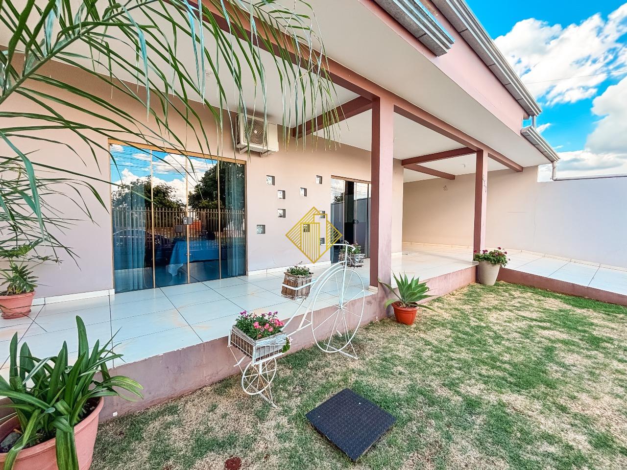 Casa à venda no Universitário: 