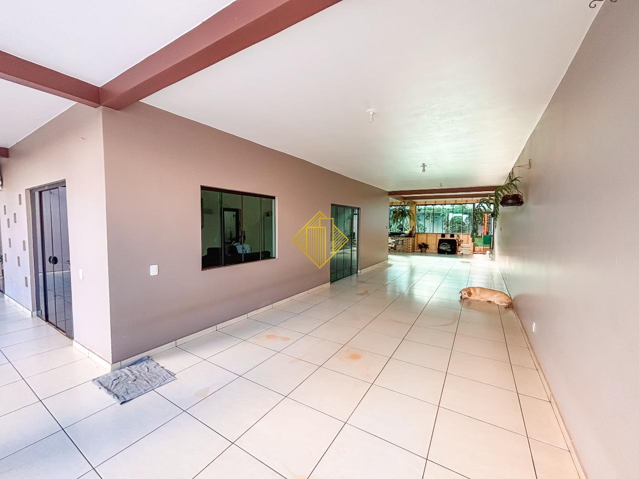 Casa à venda no Universitário: 