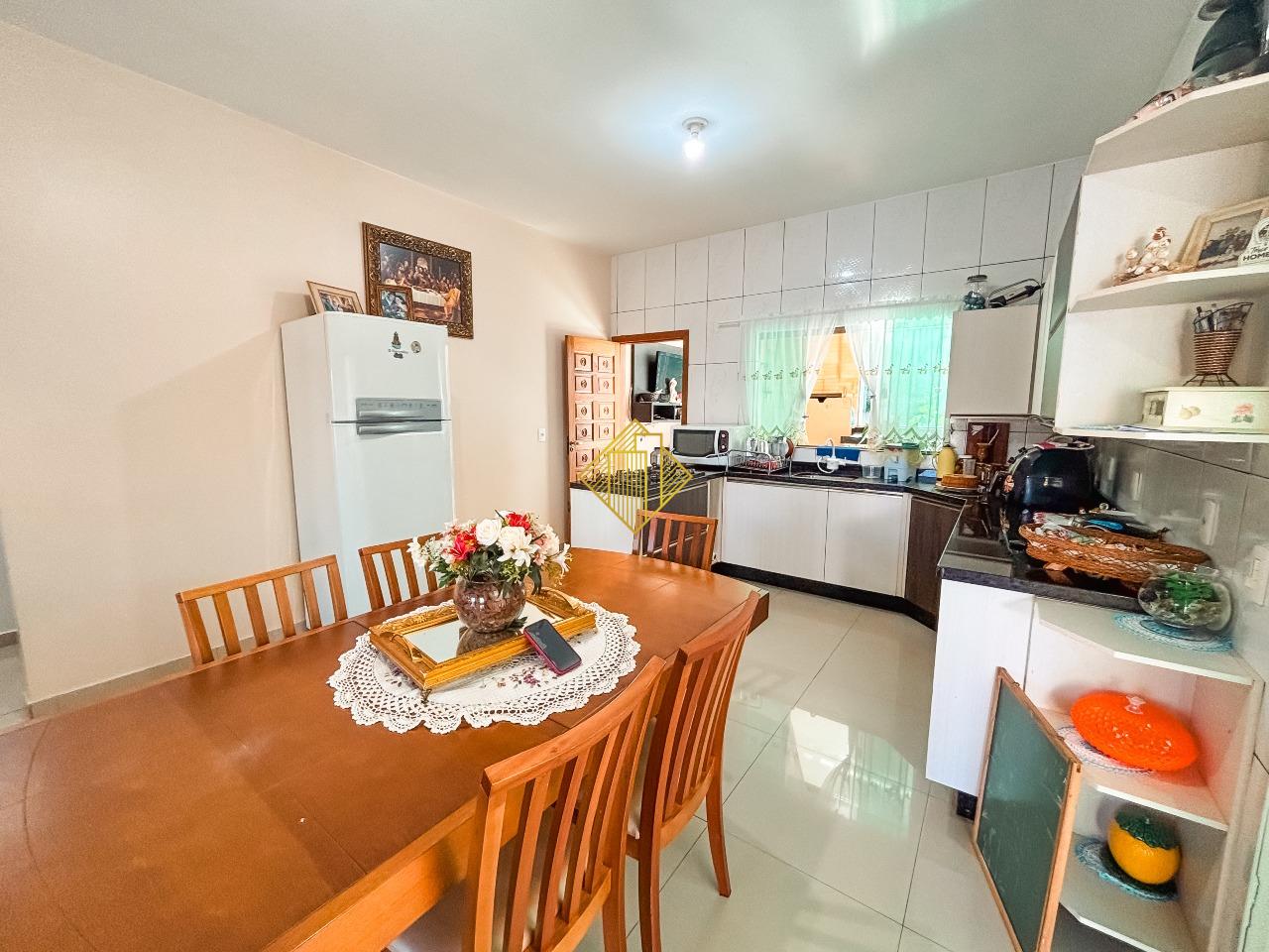 Casa à venda no Universitário: 