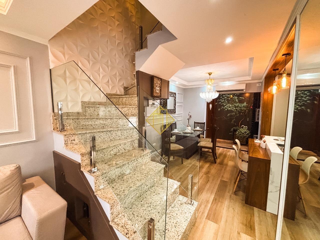 Sobrado à venda no Neva: 