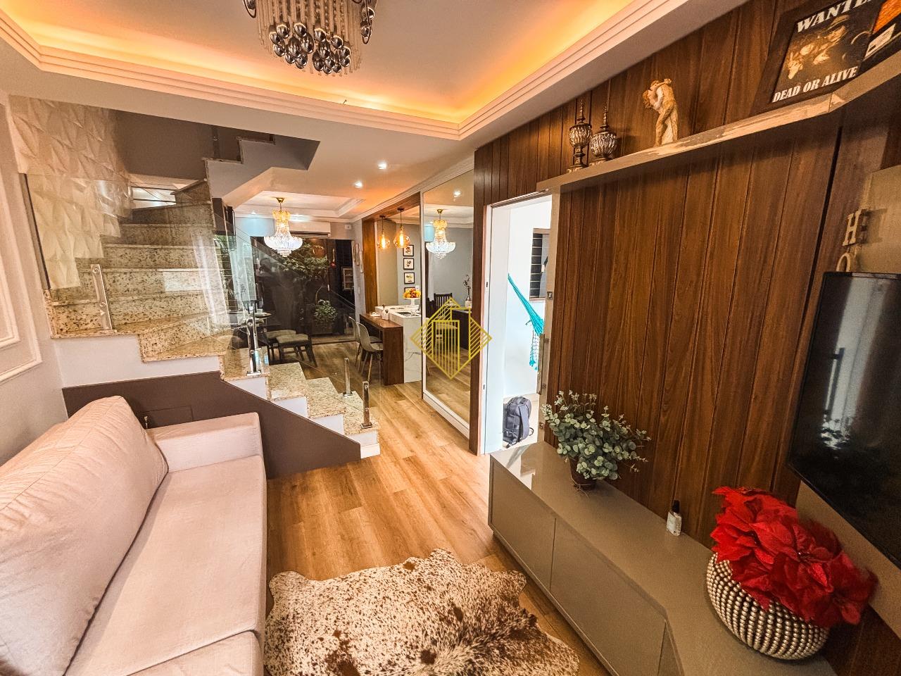 Sobrado à venda no Neva: 