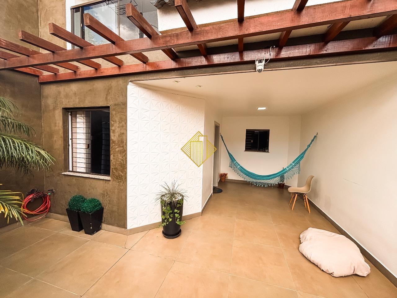 Sobrado à venda no Neva: 