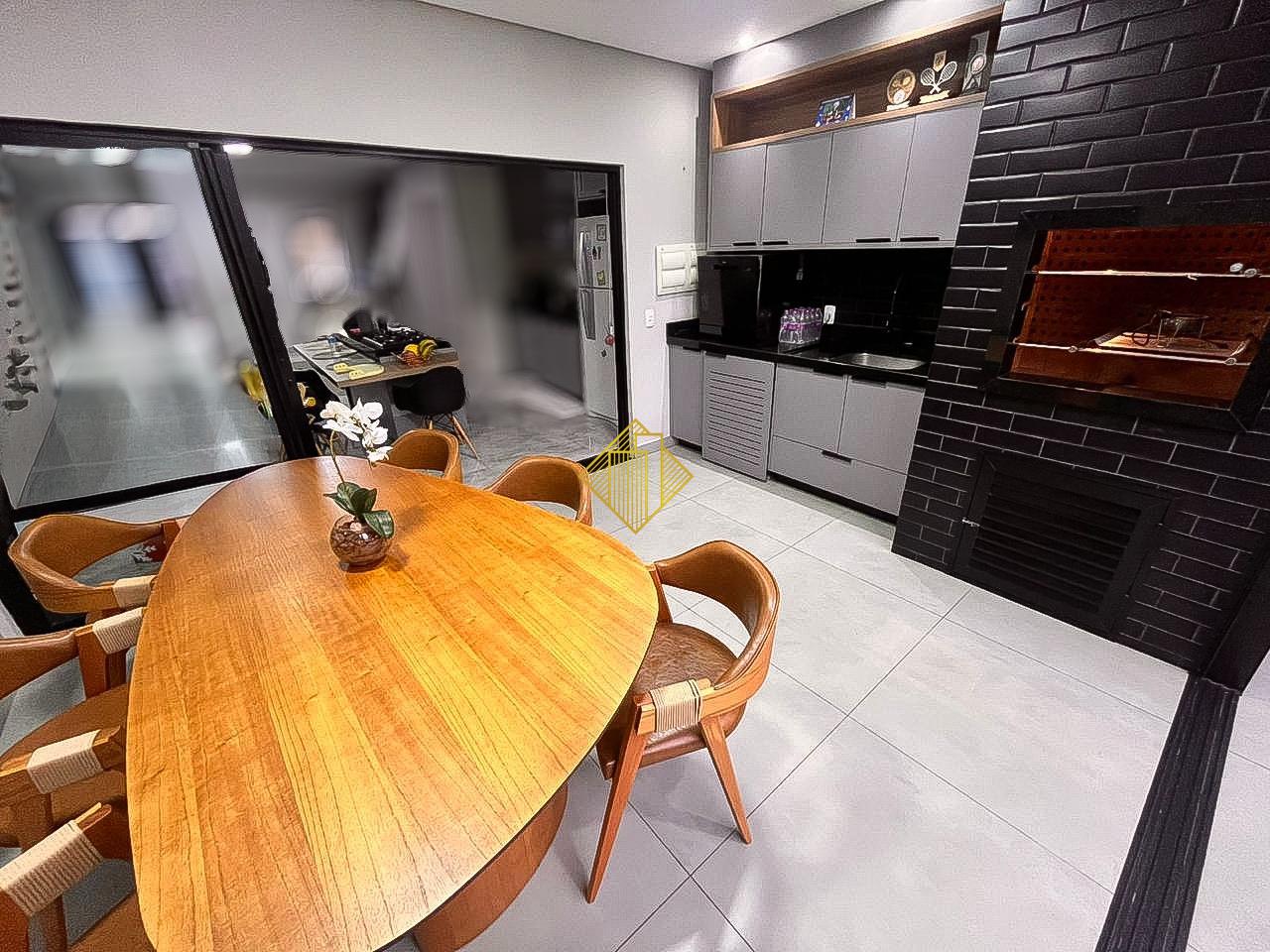 Sobrado à venda no Canadá: 