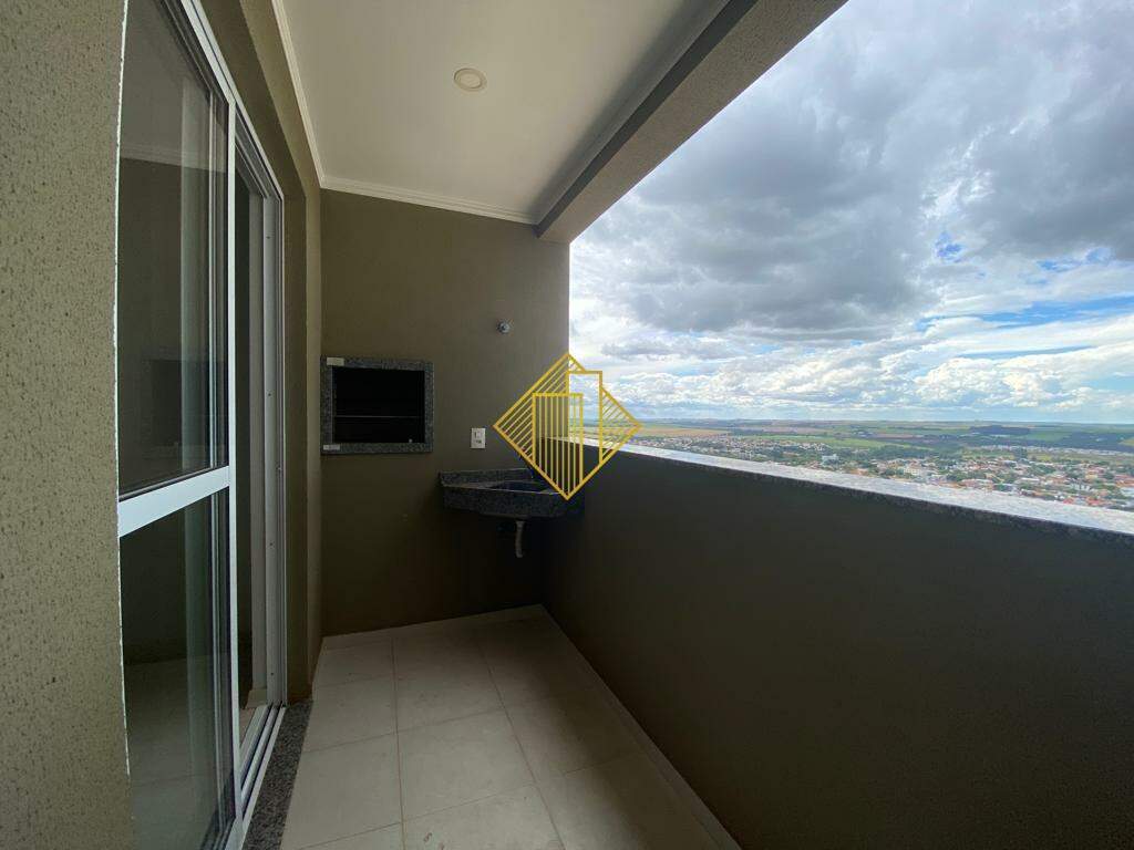 Apartamento à venda no Centro: Sacada c/churrasqueira