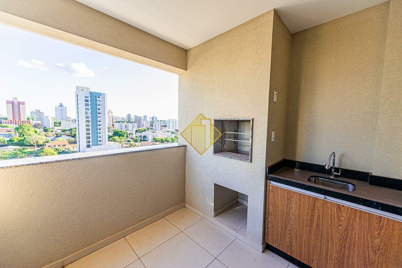 Apartamento à venda no Centro: Sacada c/ cgurrasqueira