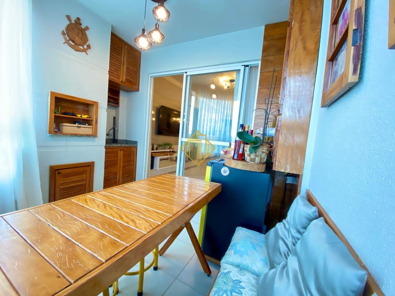 Apartamento à venda no Centro: área gourmet