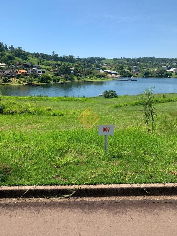 Terreno à venda no Marinas de Boa Vista: 