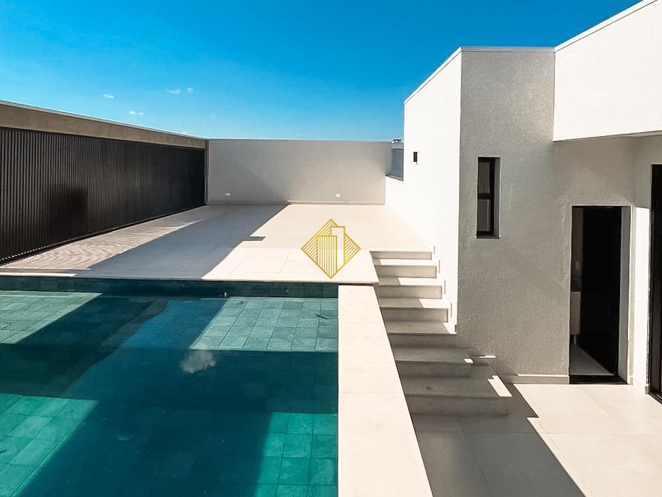 Sobrado à venda no Recanto Tropical: 