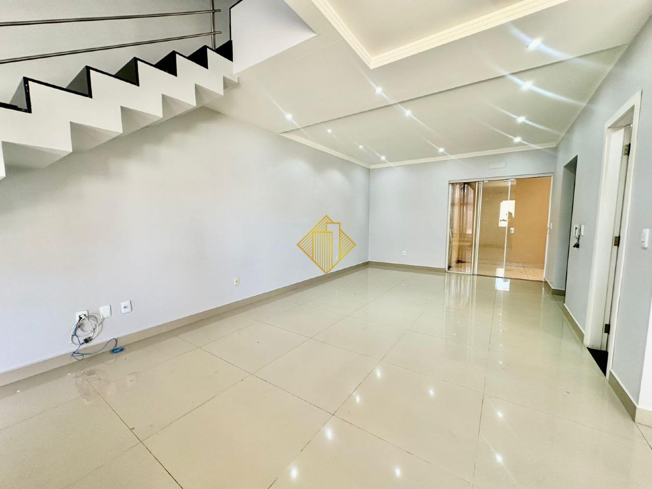 Sobrado para aluguel no Neva: 