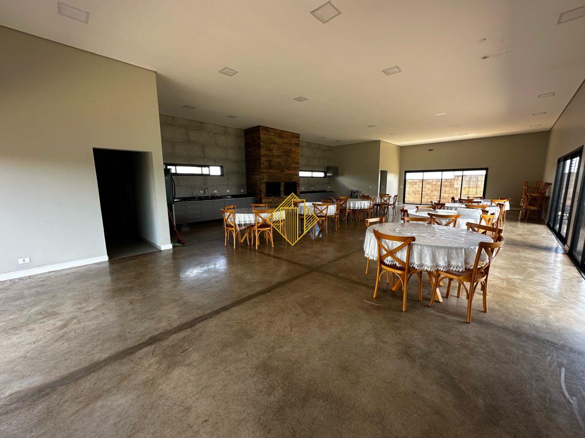 Sobrado à venda no Vista Linda: 