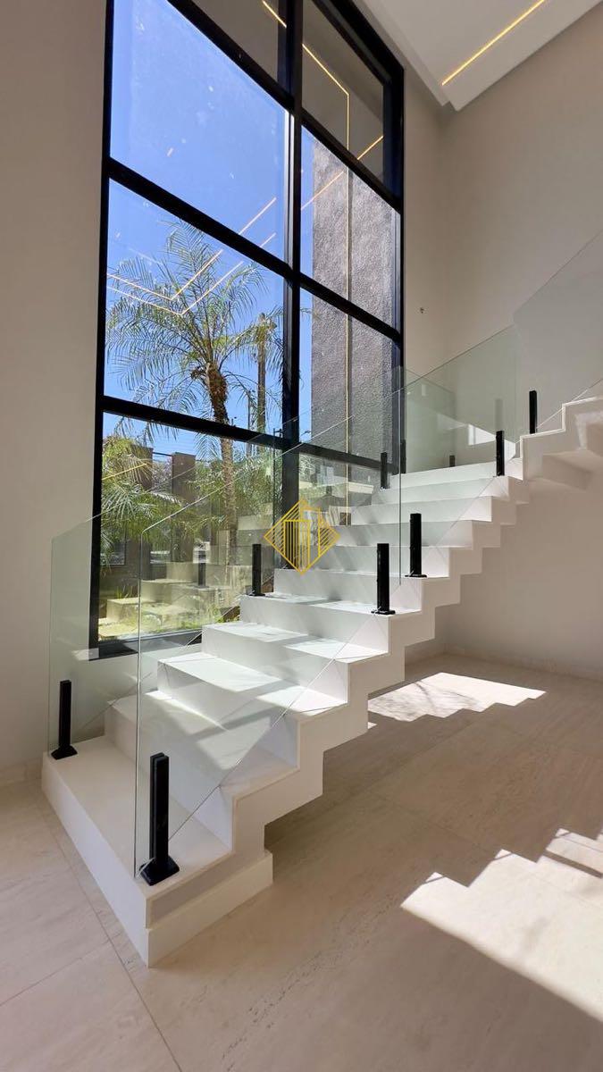 Sobrado à venda no Country: 