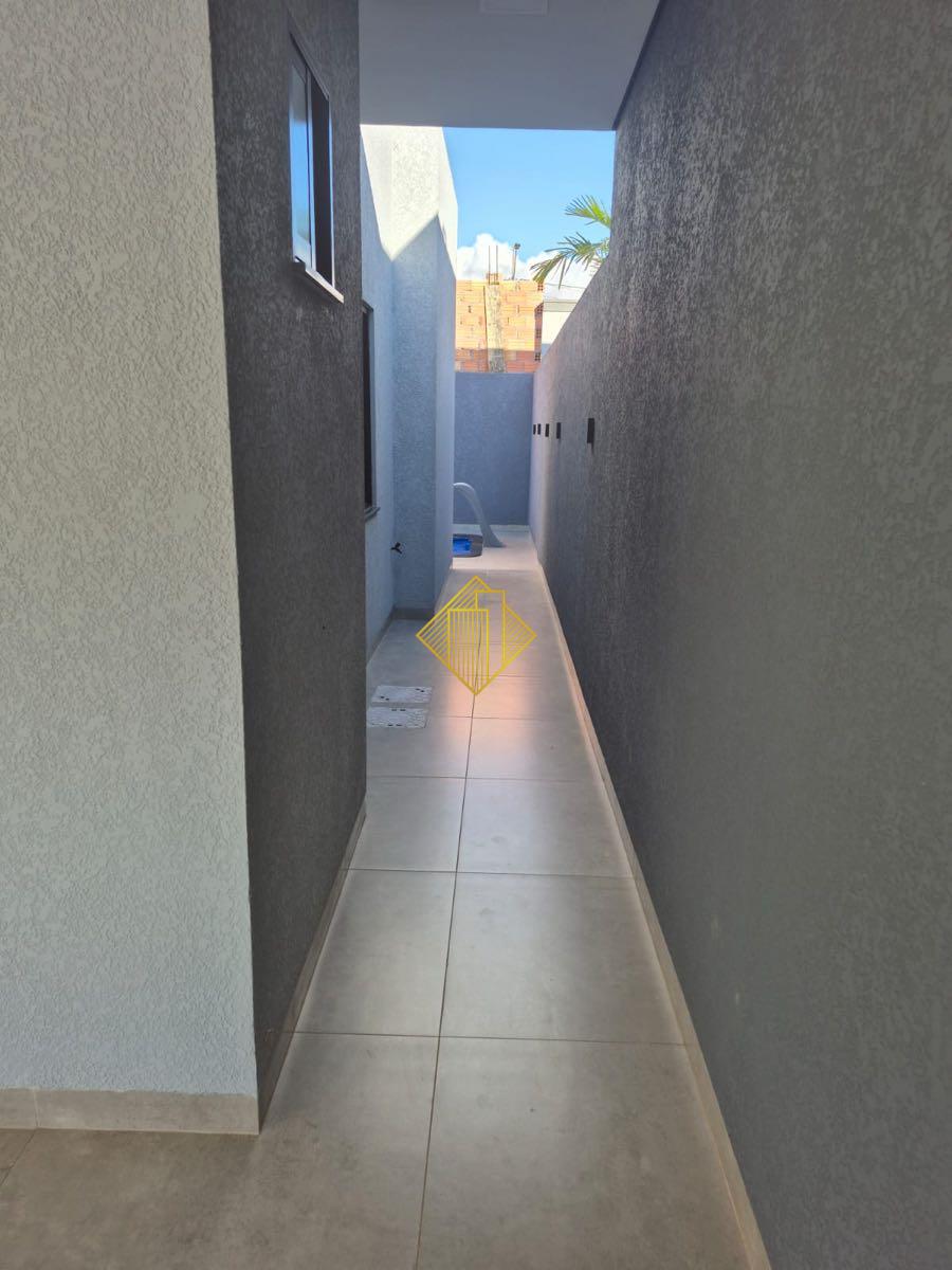 Casa à venda no Recanto Tropical: 