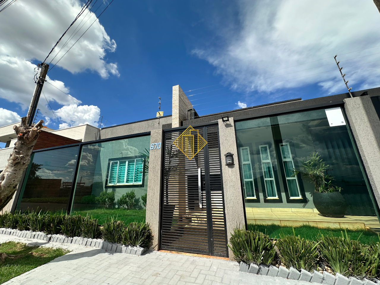 Casa à venda no Esmeralda: 