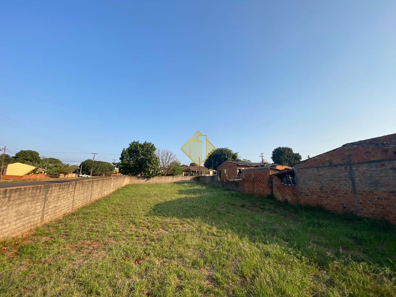 Lote à venda no Parque Independência: 