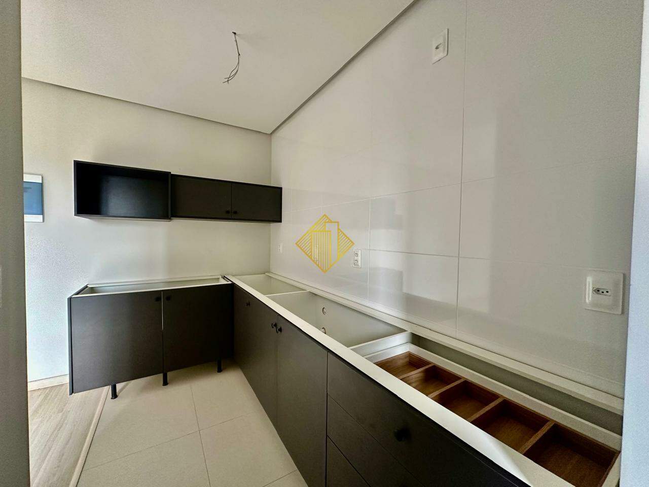 Apartamento para aluguel no Centro: 