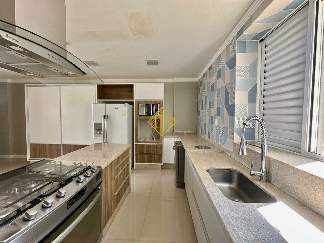 Apartamento para aluguel no Centro: 