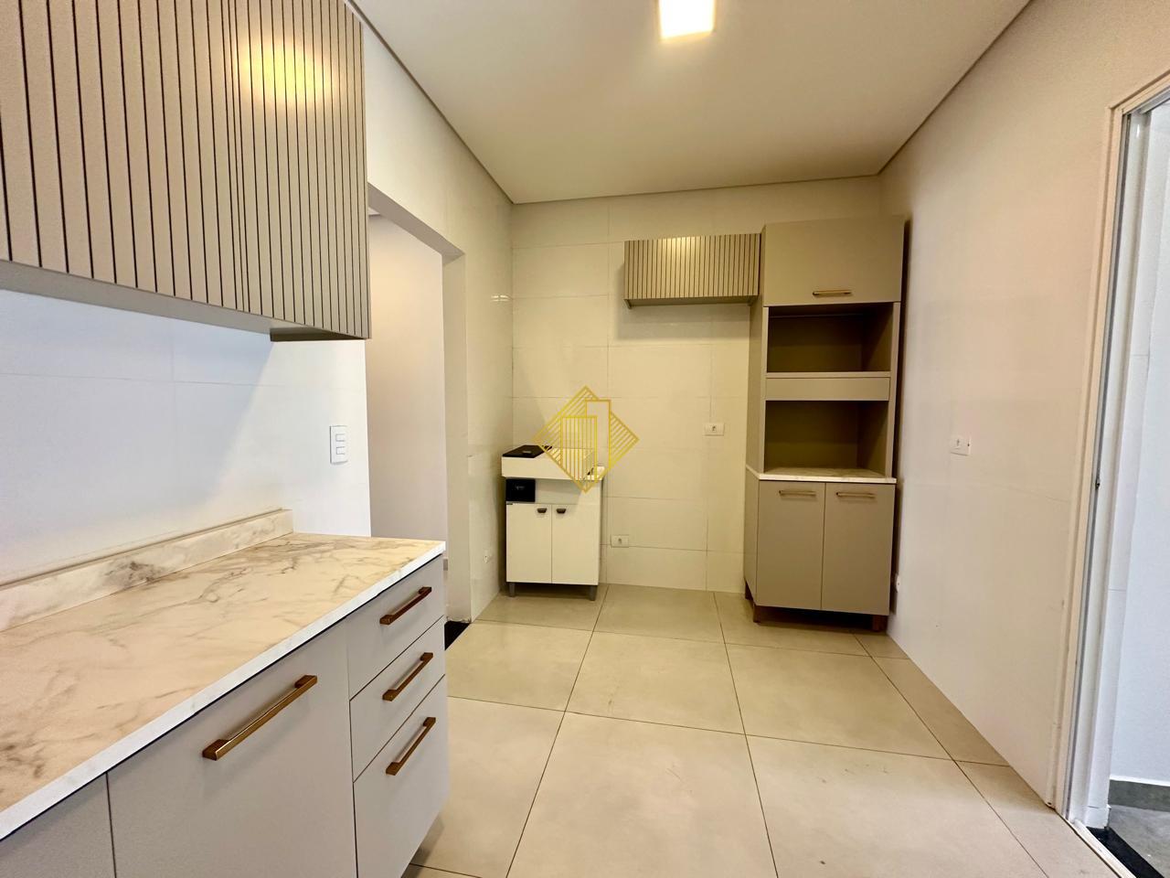 Sobrado para aluguel no Recanto Tropical: 