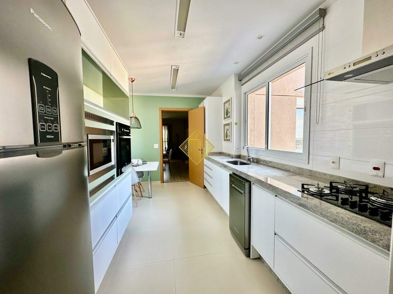 Apartamento para aluguel no Centro: 