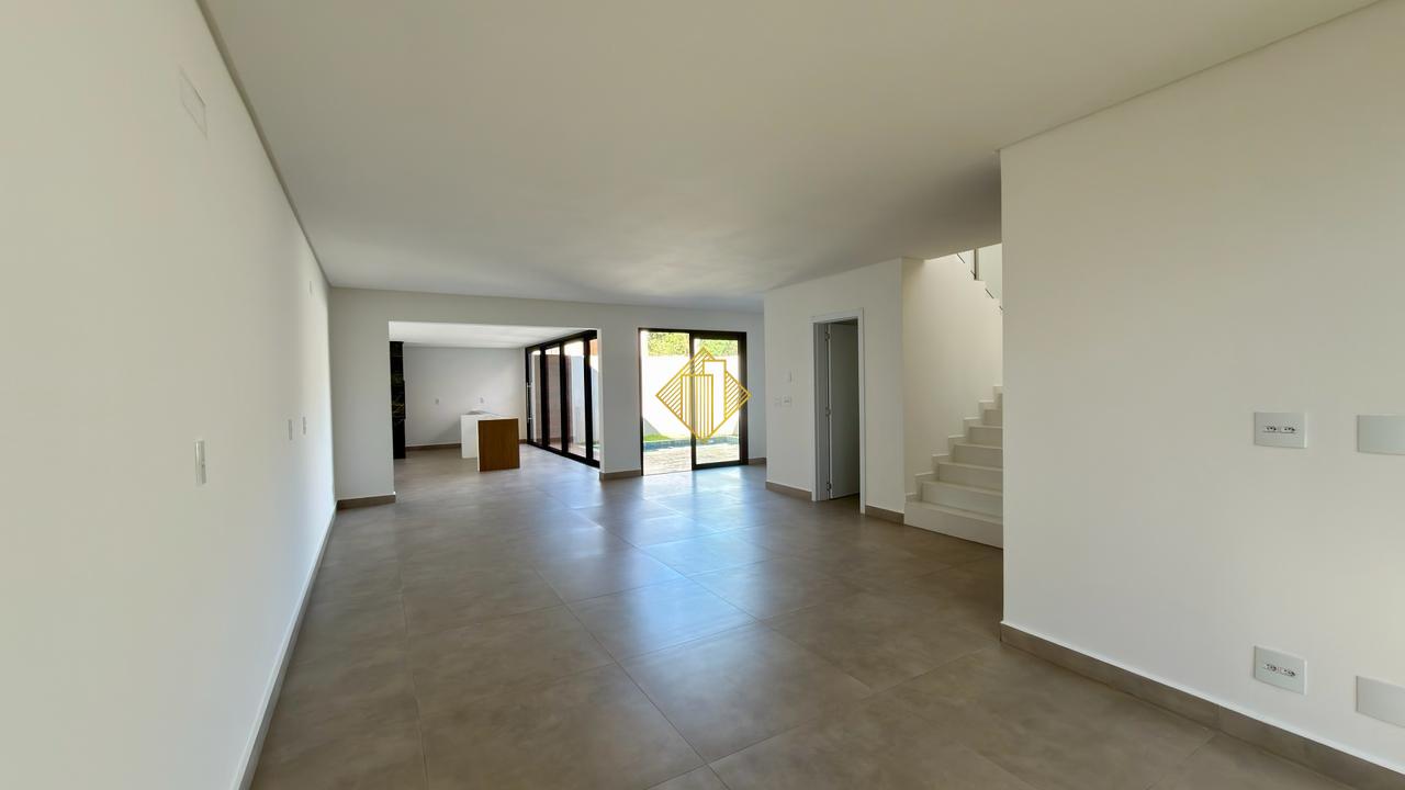 Sobrado à venda no Cancelli: 