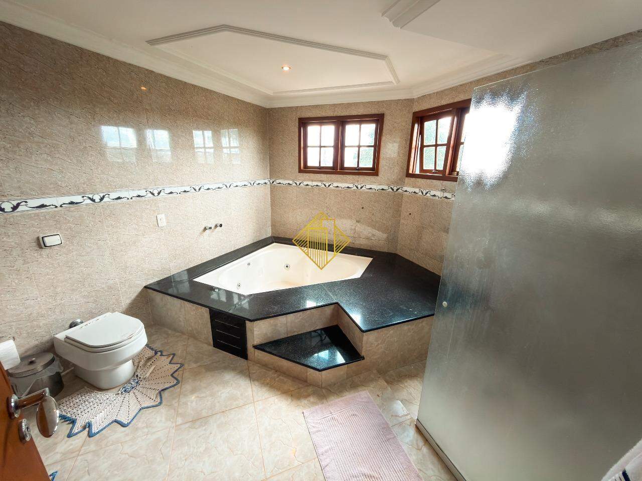 Sobrado à venda no Região do Lago: 