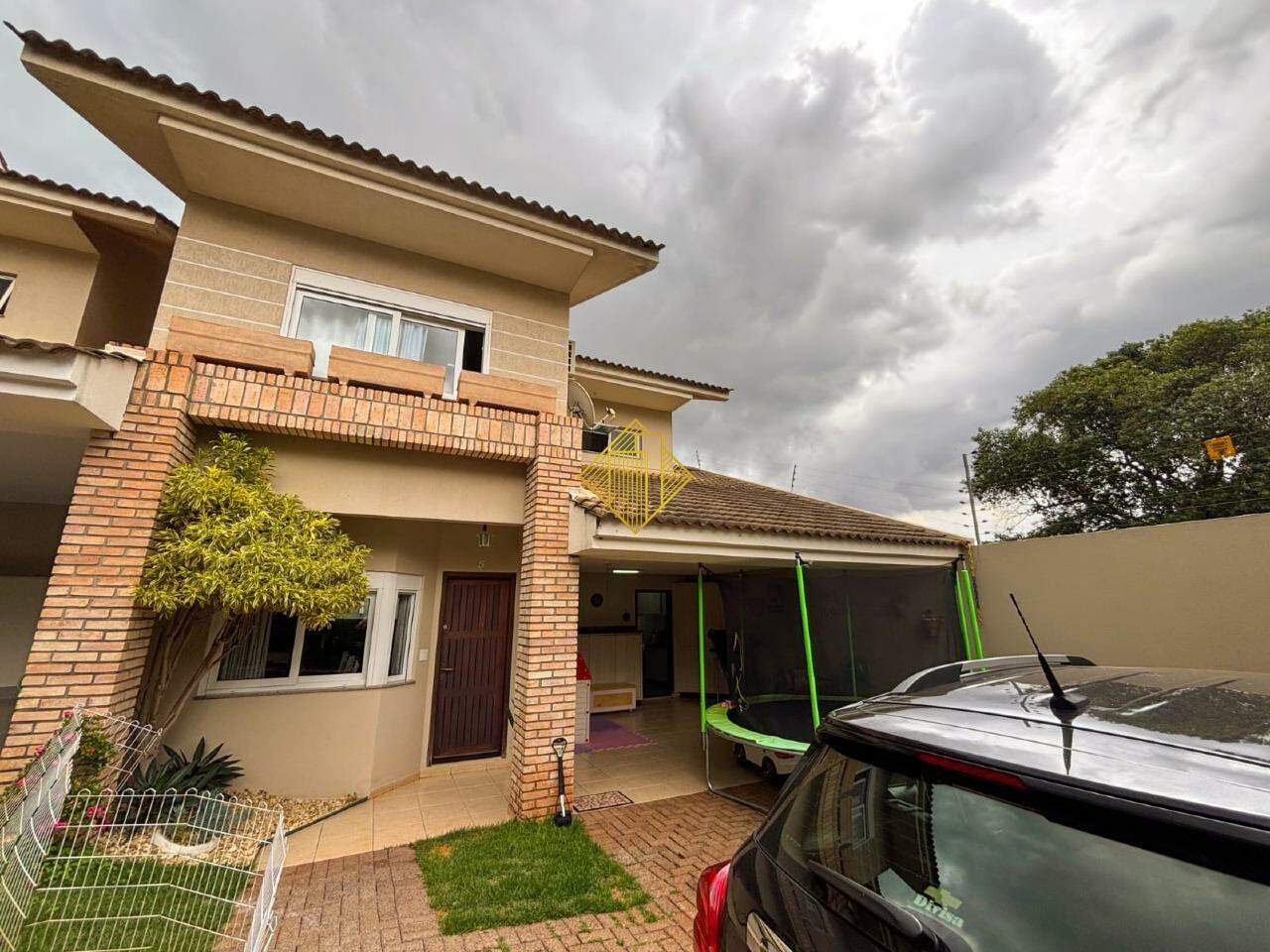 Sobrado à venda no Country: 