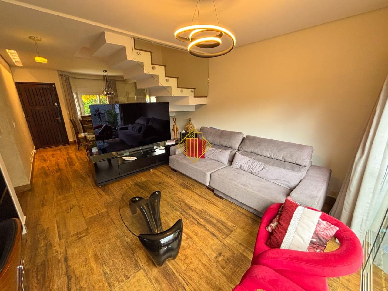 Sobrado à venda no Country: 