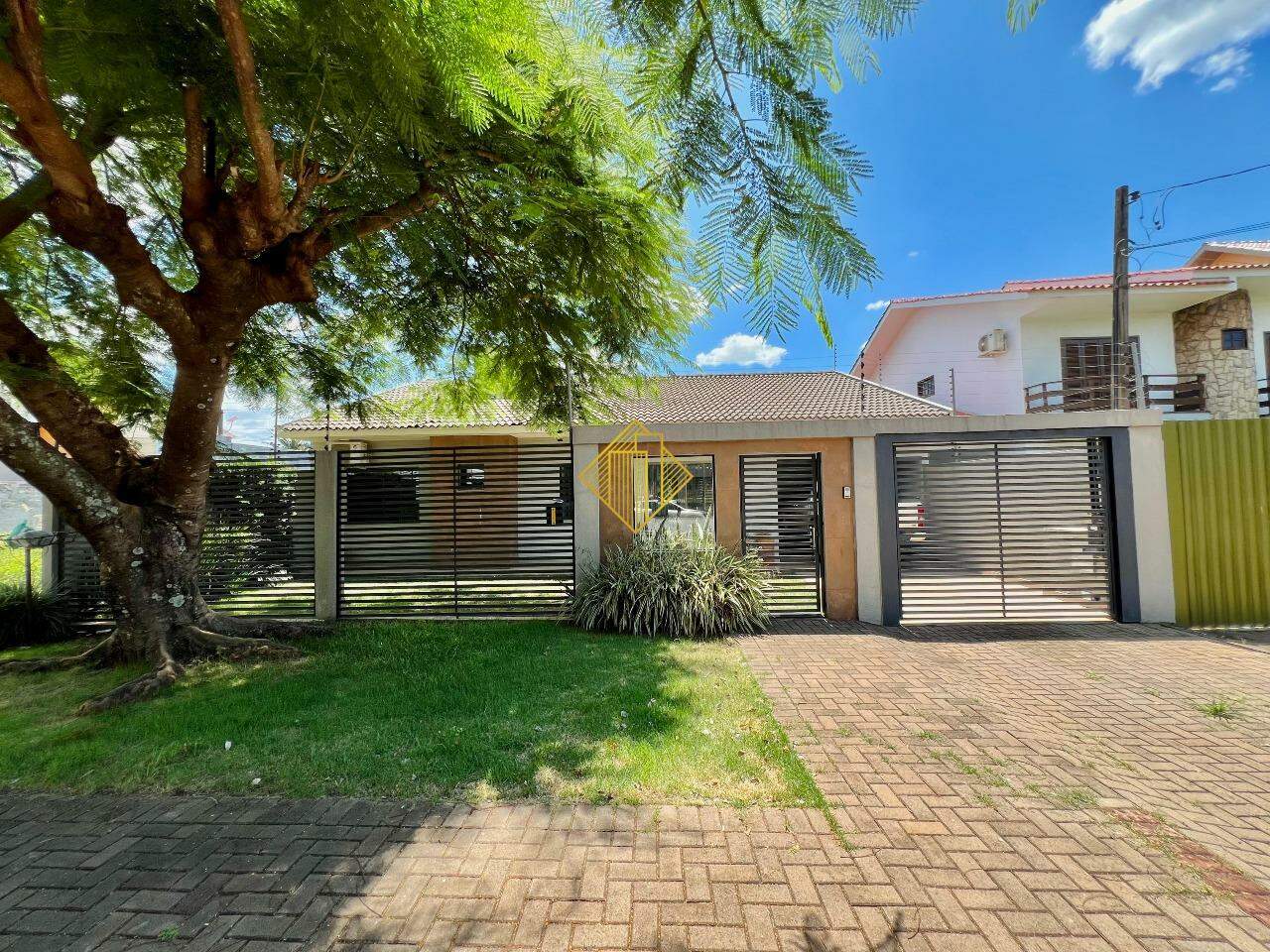 Casa para aluguel no Recanto Tropical: 