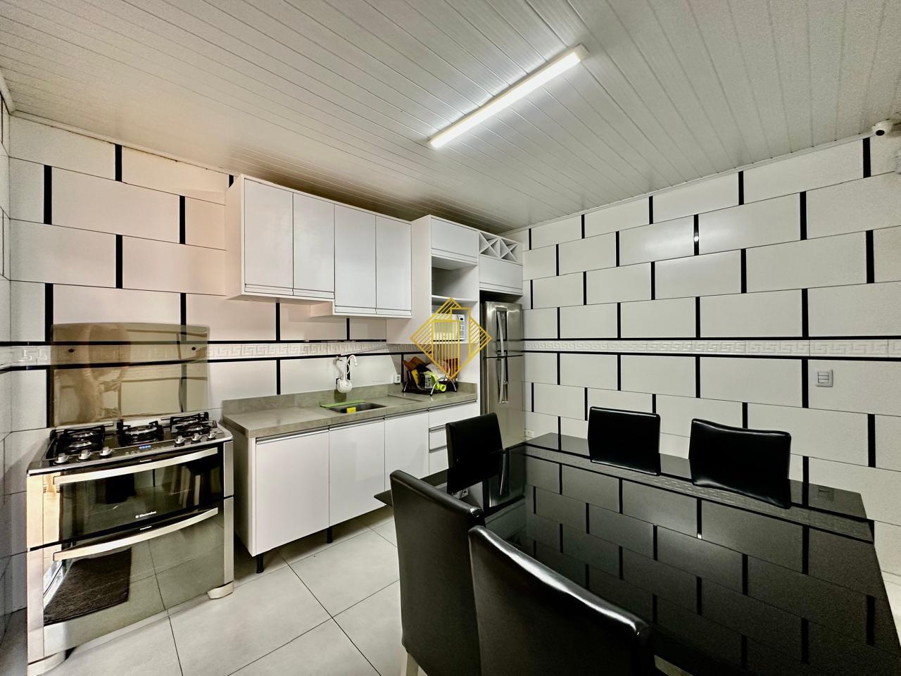 Casa para aluguel no Esmeralda: 