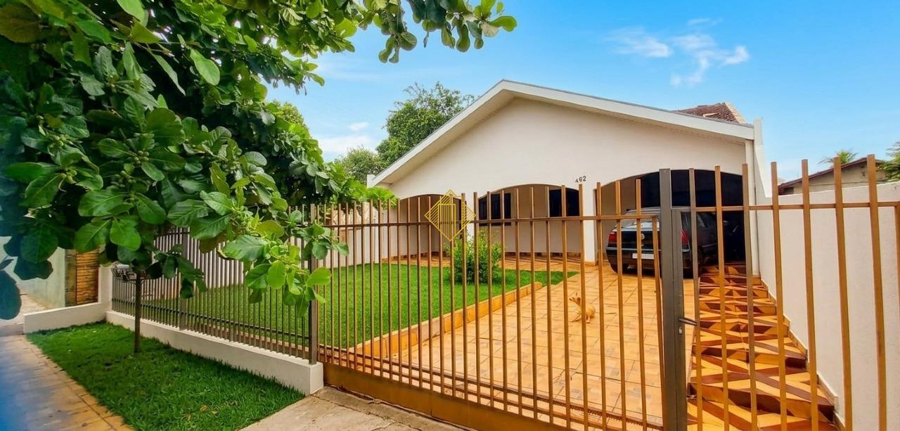 Casa à venda no Centro - Palotina: 