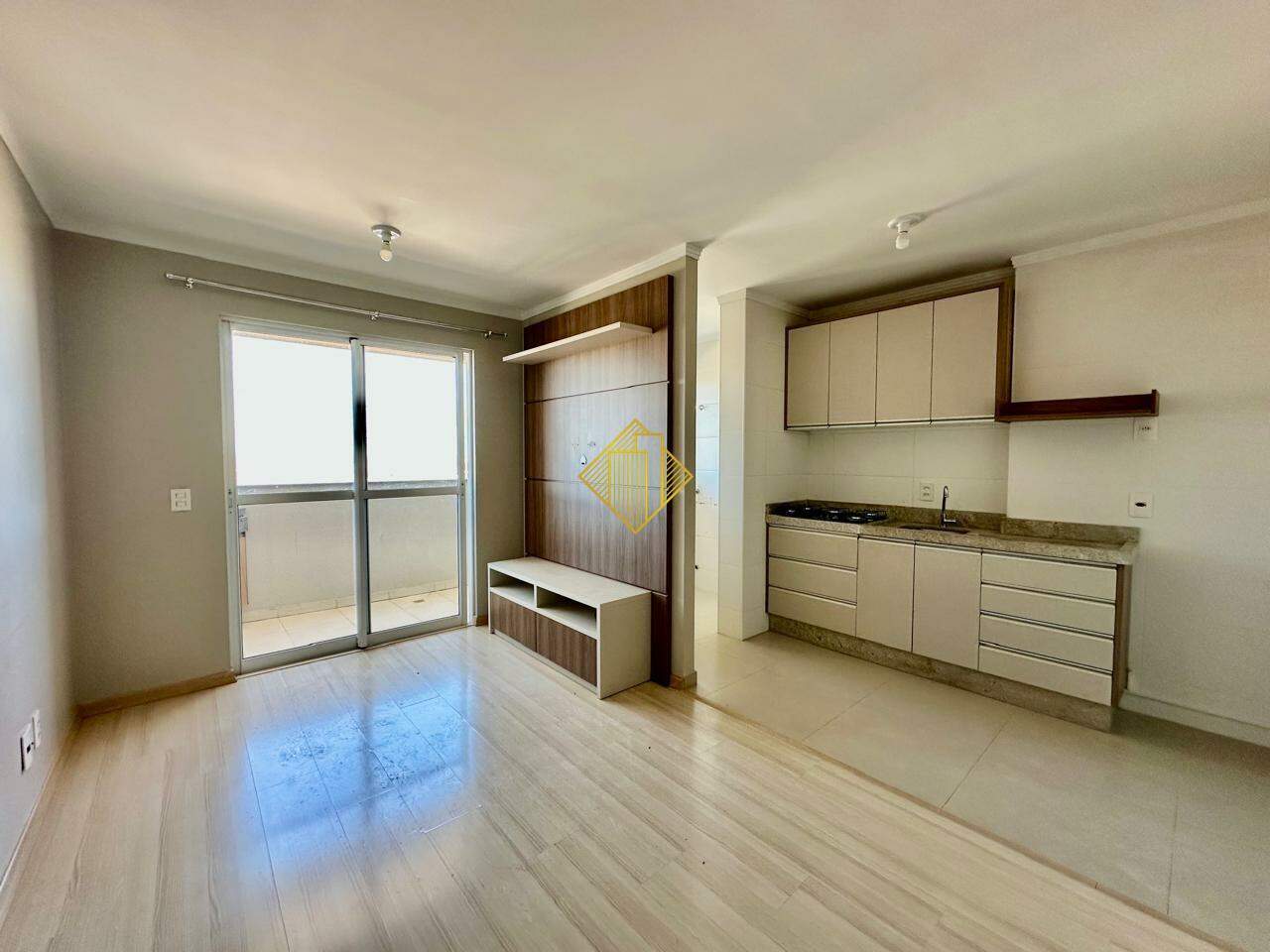 Apartamento para aluguel no Centro: 