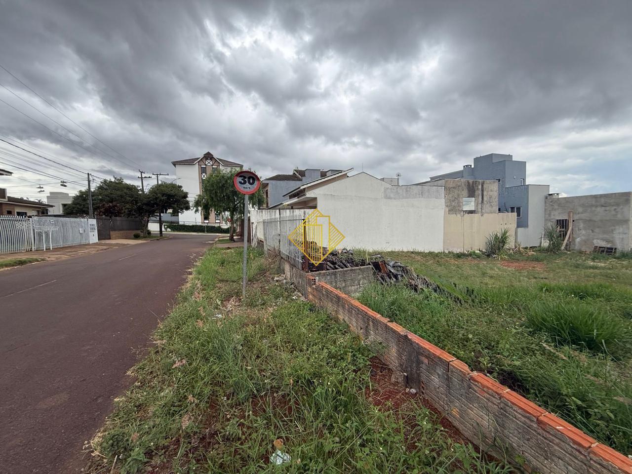 Terreno à venda no Pioneiros Catarinenses: 