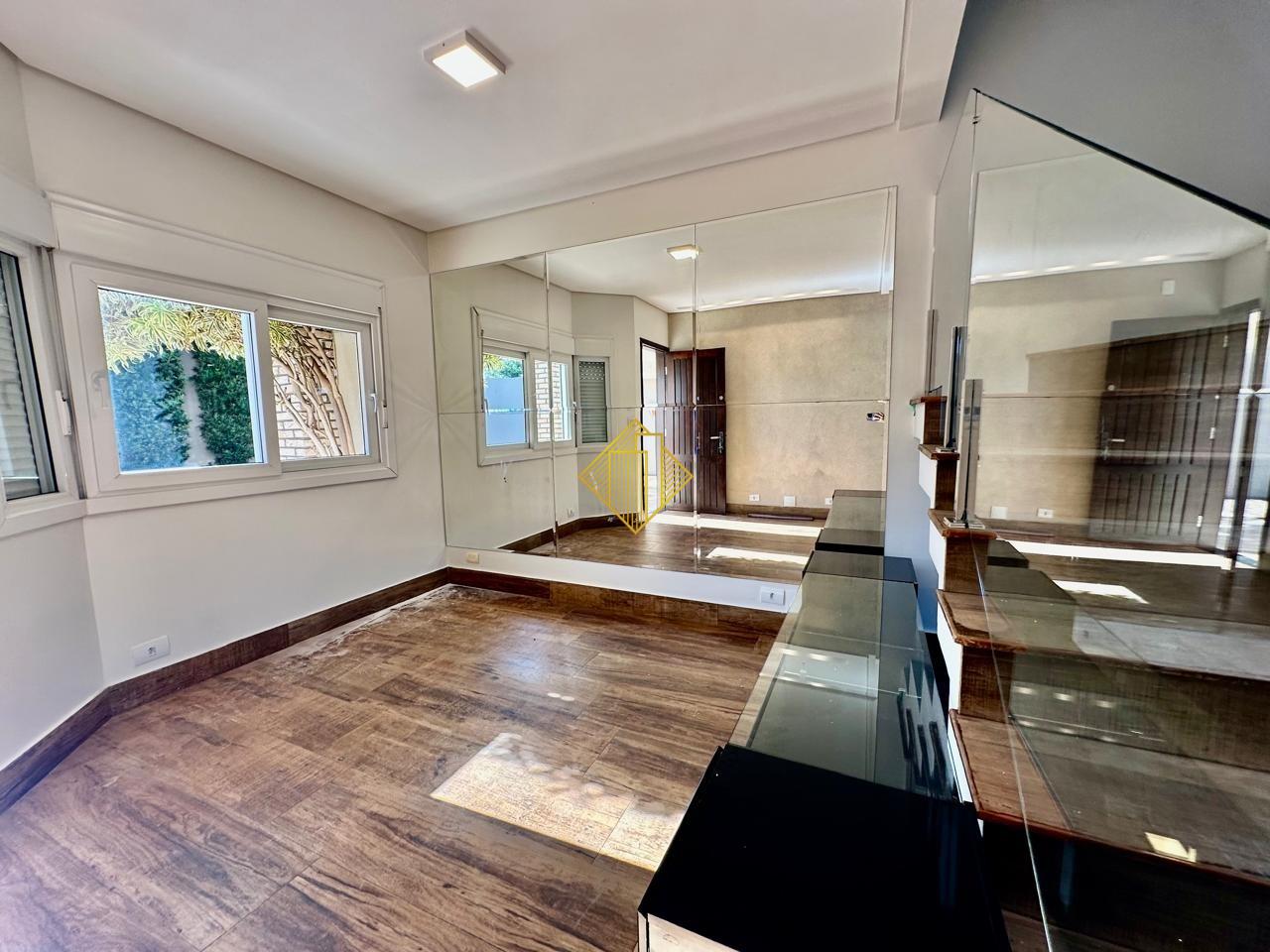 Sobrado para aluguel no Country: 