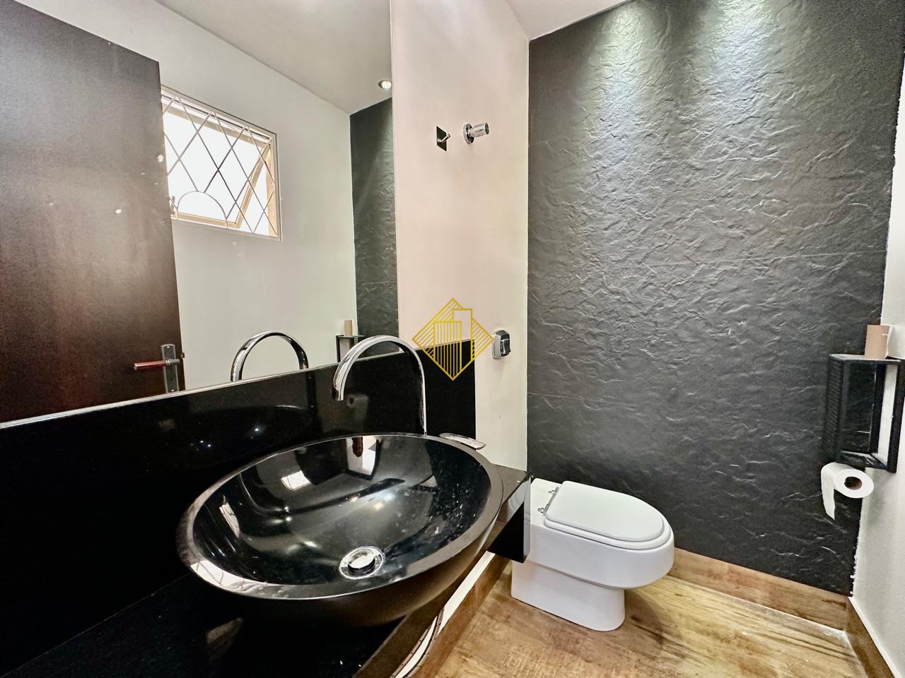 Sobrado para aluguel no Country: 