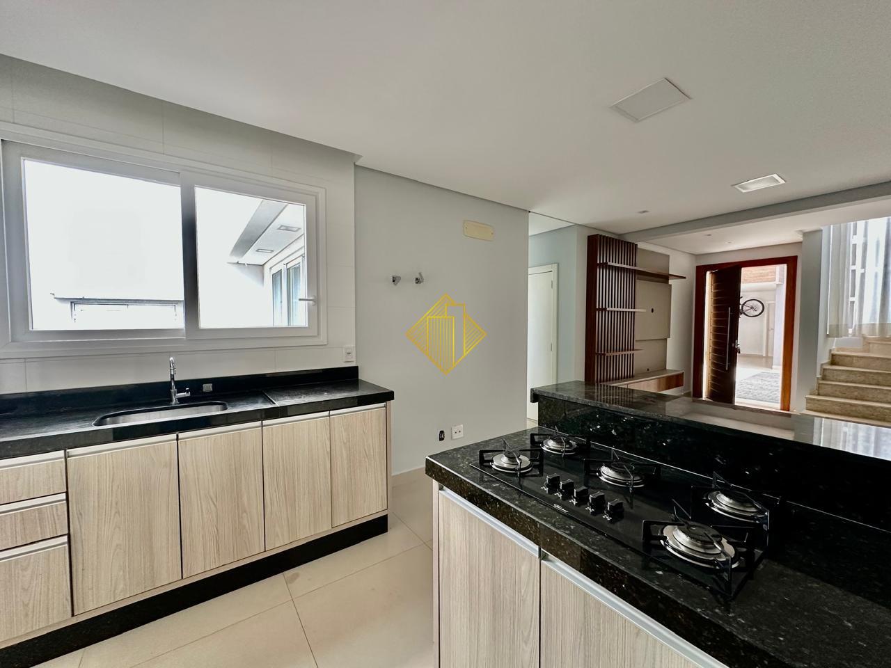 Sobrado para aluguel no Alto Alegre: 