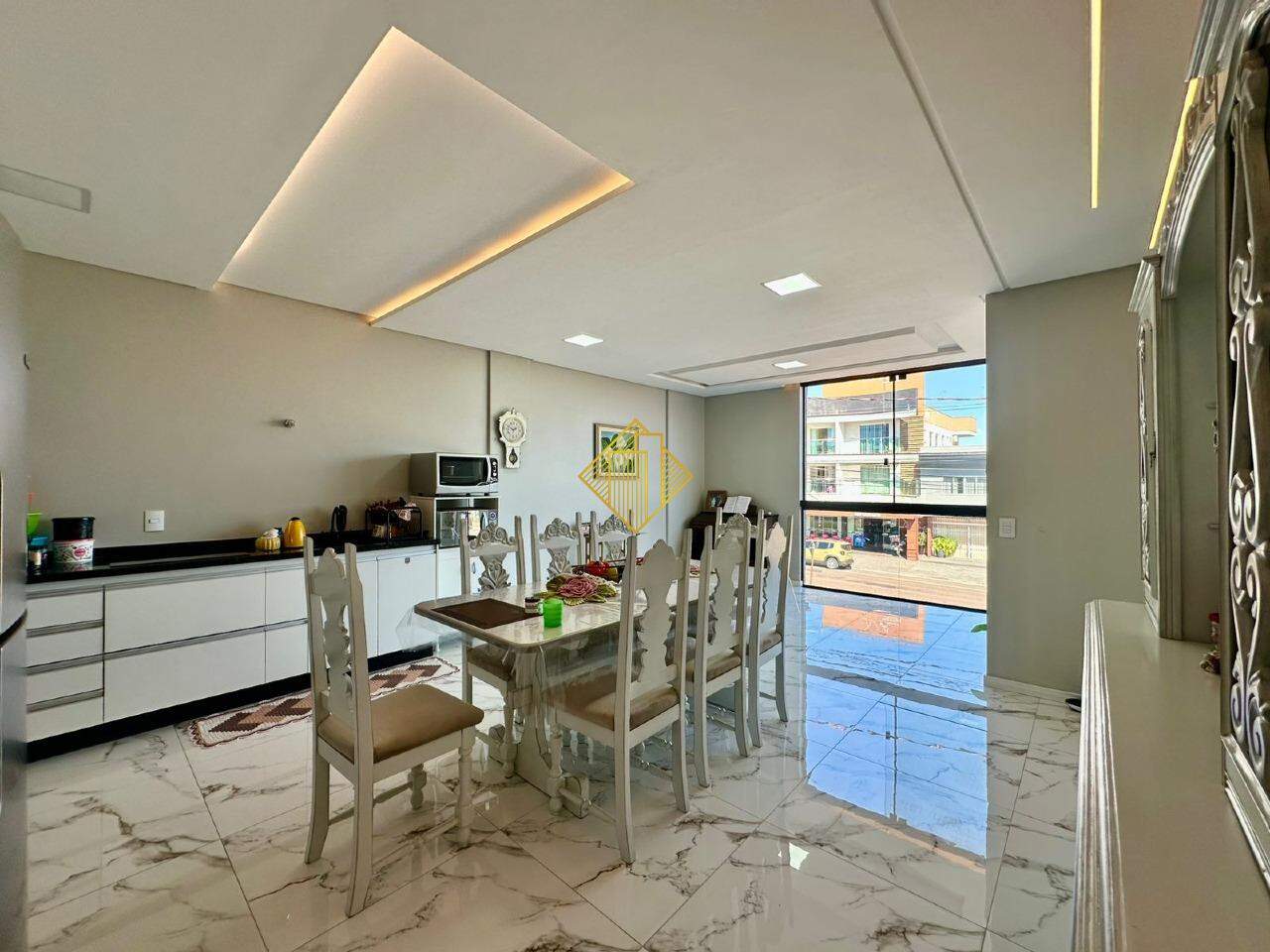 Apartamento para aluguel no Centro: 