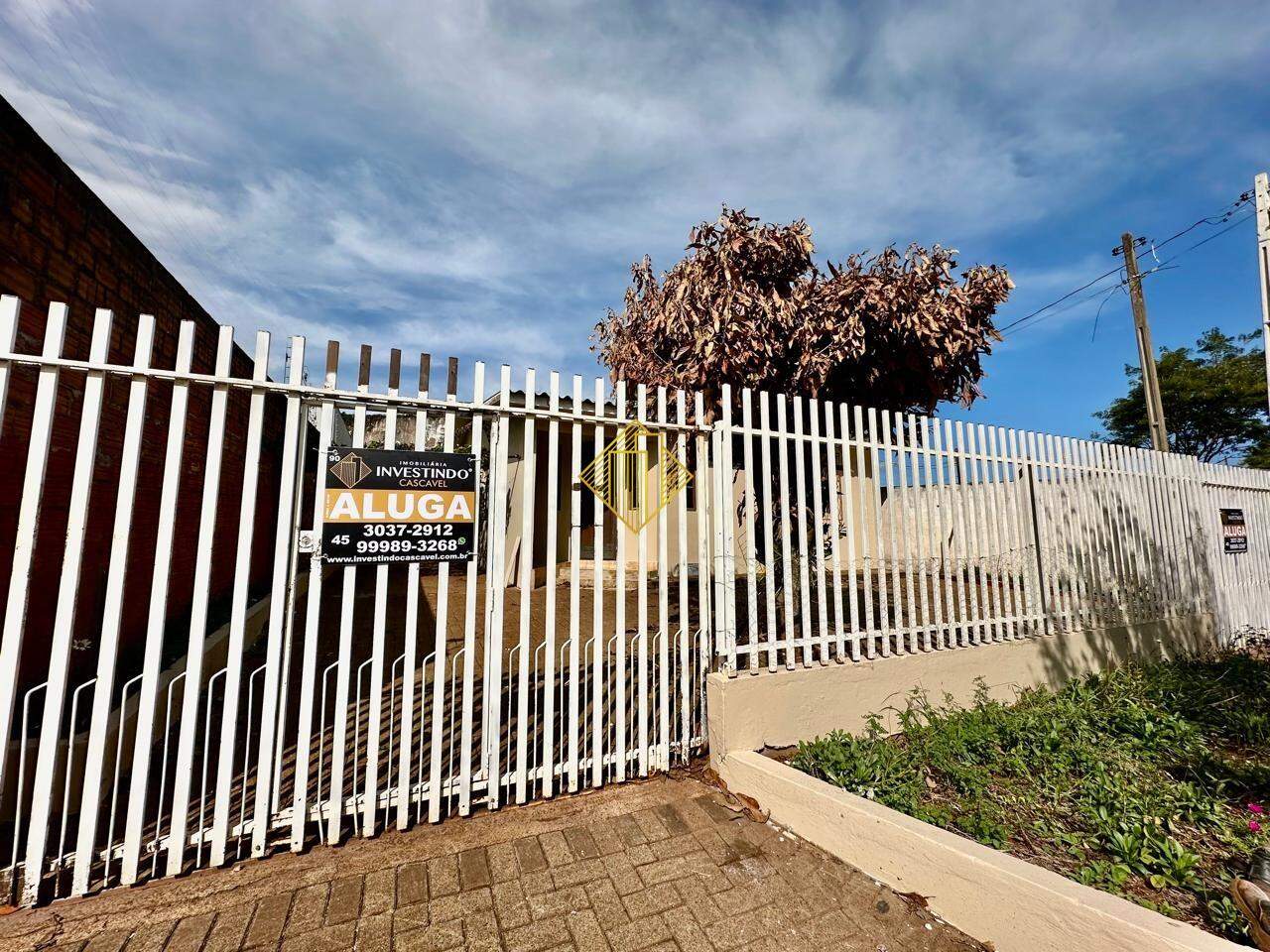 Casa para aluguel no Santa Felicidade: 