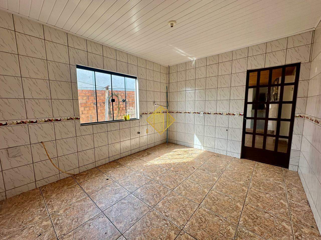 Casa para aluguel no Santa Felicidade: 