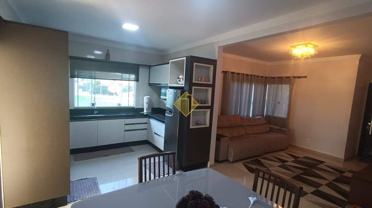Casa à venda no Cascavel Velho: 