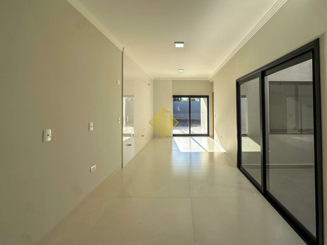 Casa à venda no Universitário: 