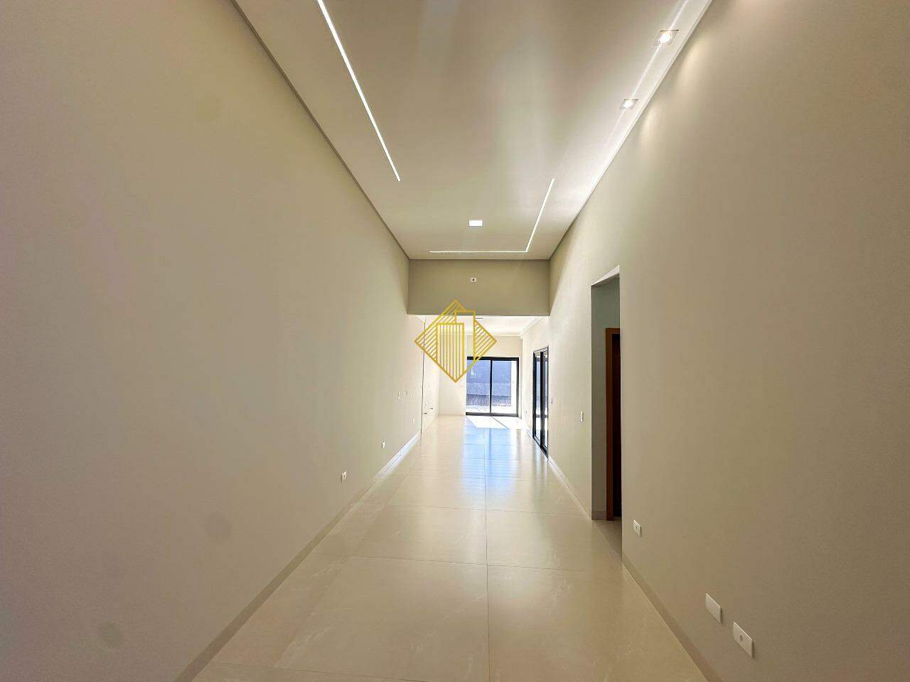 Casa à venda no Universitário: 