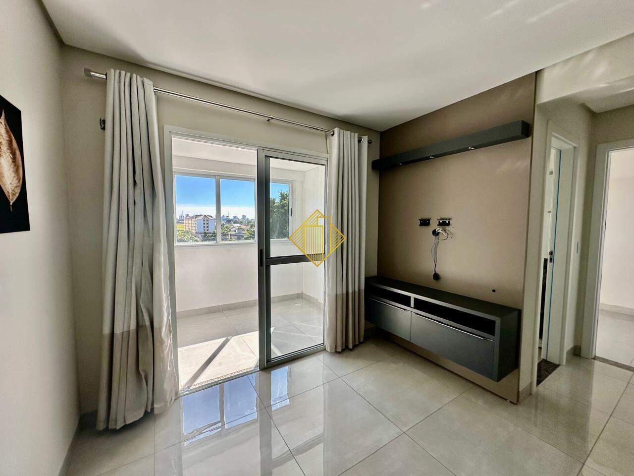 Apartamento para aluguel no Pioneiros Catarinenses: 
