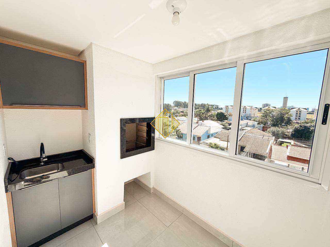 Apartamento para aluguel no Pioneiros Catarinenses: 